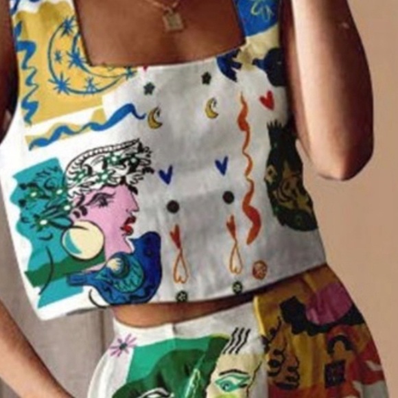 Graphic 2 Piece Pants & Top - Picture 4 of 5